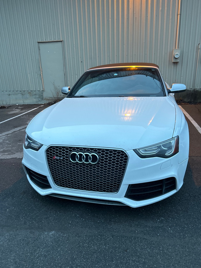 2013 Audi rs5 convertible  dans Autos et camions  à Ville de Montréal