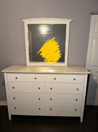 Moving sale - Bedroom dresser with mirror. Pick up only