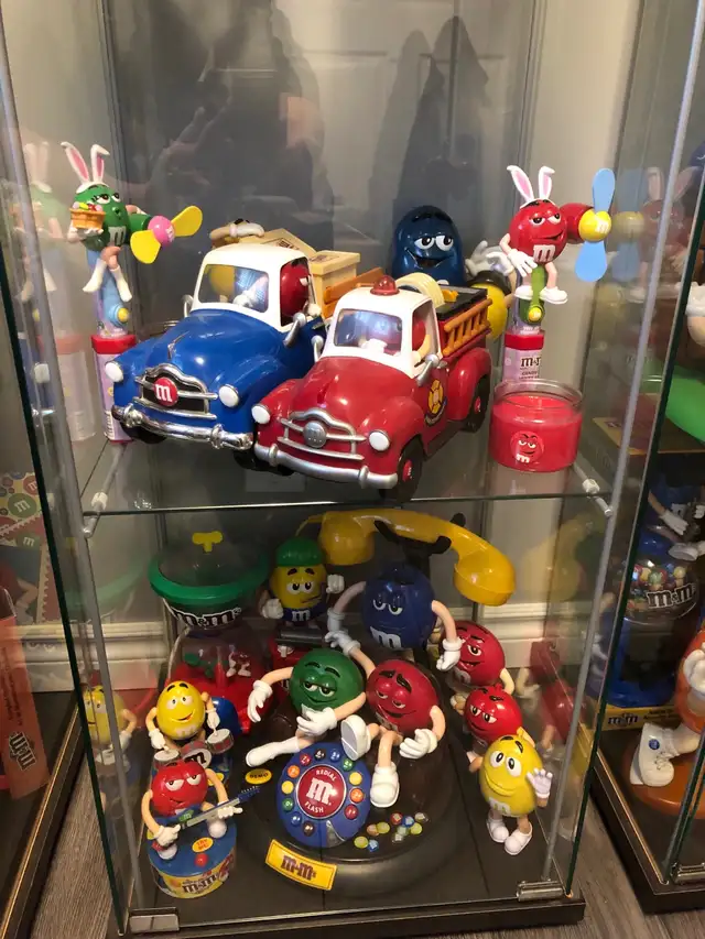 M&M Collection  in Arts & Collectibles in Cambridge - Image 4