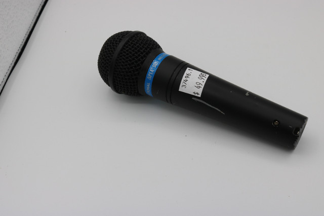 Apex381 Neodymium Dynamic Hyper-Cardioid Microphone (#37496) in Performance & DJ Equipment in City of Halifax