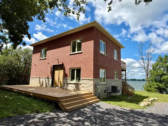 3 BR + 3 washroom Brand new Direct Lake Access Furnished house.