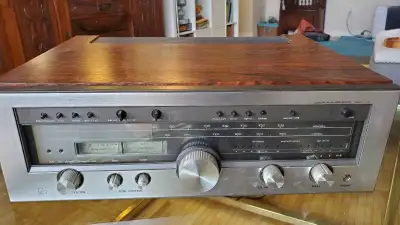 Luxman R-1050 Solid State Stereo Receiver, View more