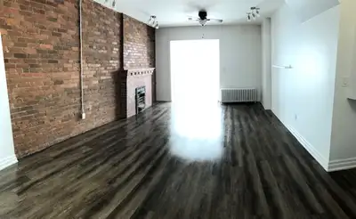 1 Bdrm + Den near Subway in Great Neighbourhood