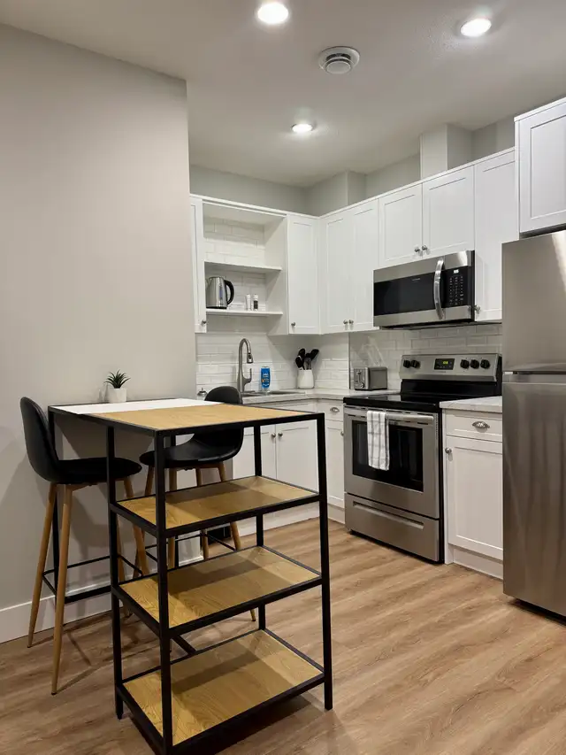 Furnished 1-Bedroom Suite – Upper Mission – All Inclusive