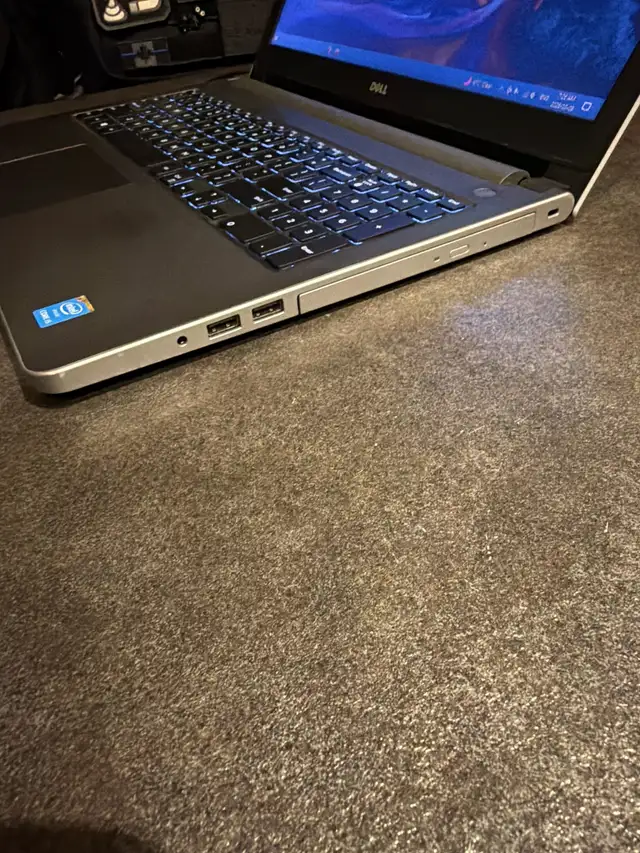 Dell laptop (model TTYFJA00) in Laptops in Barrie - Image 4