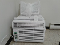 Kool king window air conditioner 10.000 btu new