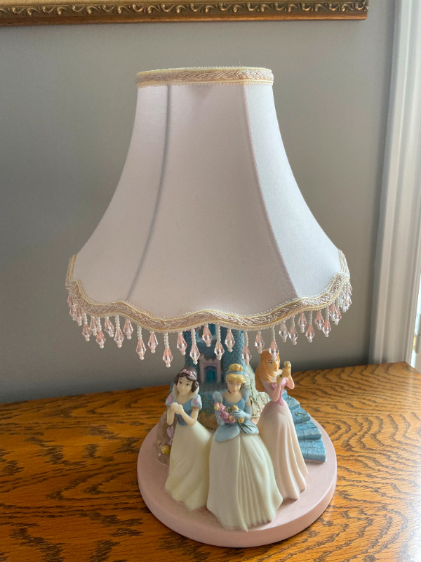 DISNEY PRINCESS LAMP in Home Décor & Accents in Mississauga / Peel Region