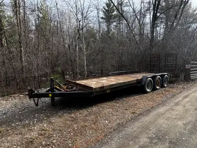 Tri axel 21000lb equipment Float trailer Extream duty tri axel equipment trailer with low deck This...