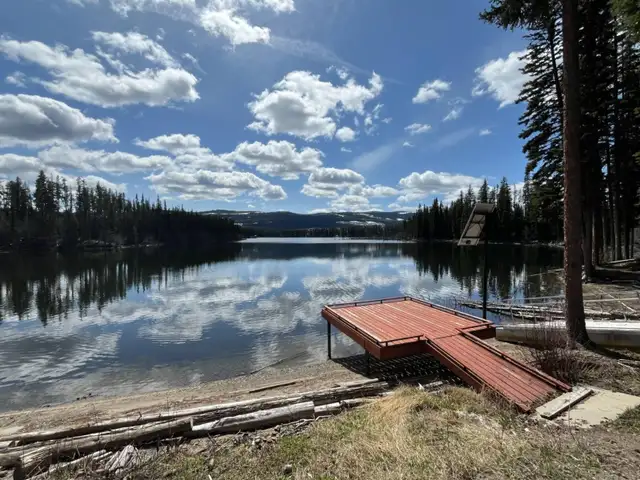 2B/1B lakefront cabin with garage on Headwaters Lake #262864383564419123