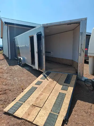 2018 Lightening 7 x 24+4 all aluminum enclosed trailer with front ramp. Trailer has plywood on the f...