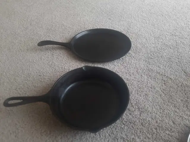 Cast Iron Skillet and Griddle Set482653596655308802