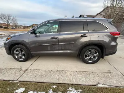 METICULOUSLY Maintained, gently driven, Packed with Features! Fun to drive and extremely reliable! 3...