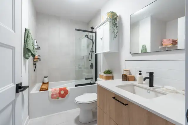 4 1/2 - 119 rue Elm - Avril 2026 in Long Term Rentals in Laval / North Shore - Image 7