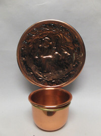 CANDLE  / MATCH HOLDER   COPPER WALL PLATE HUNTER WITH  DOG