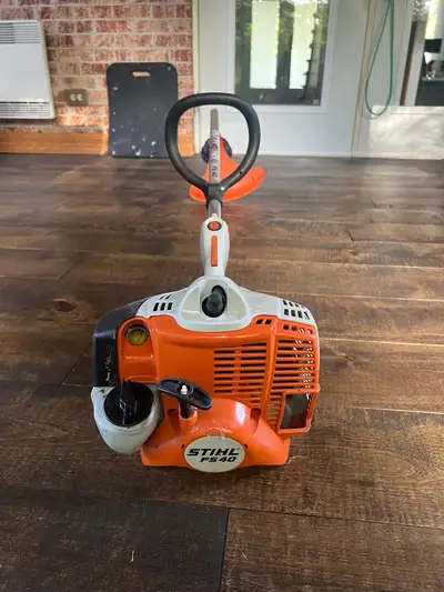 Coupe herbe / taille -bordures STIHL FS 40, View more