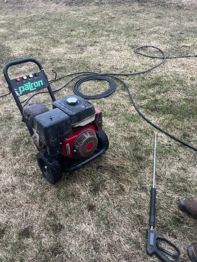 Patron Honda Super Heavy Duty Presure washer Power House 13 Hp G in Outdoor Tools & Storage in Oshawa / Durham Region - Image 9