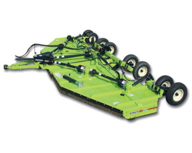 26 foot Shulte mower 5026 in Farming Equipment in Regina
