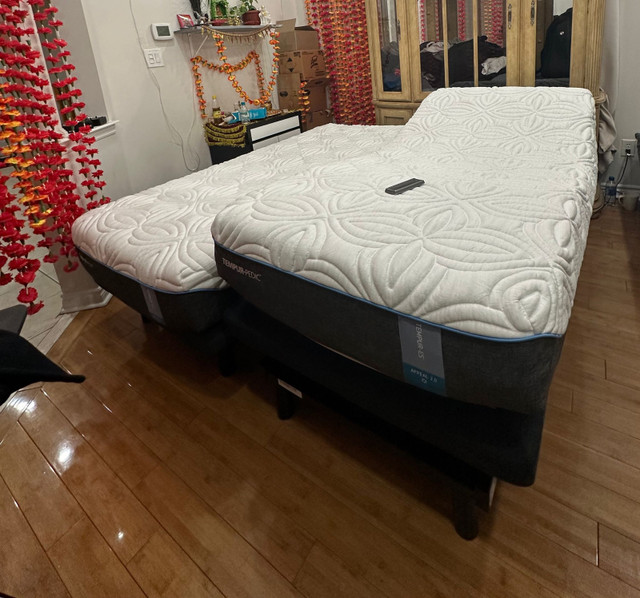 DEMO SHOWROOM KINGSIZE (TWO TWINXL BEDS) SERTA TEMPUR-PEDIC PACK in Beds & Mattresses in Mississauga / Peel Region - Image 4