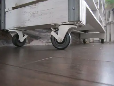 Meuble TV style Industriel sur roues, View more