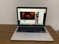 2020 MacBook Air. Free delivery 