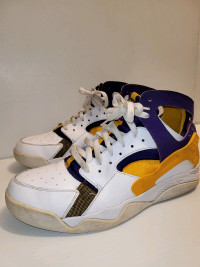 Nike Air Flight Huaracie Lakers  Sneakers  Size-11. 5 US  / EUR 