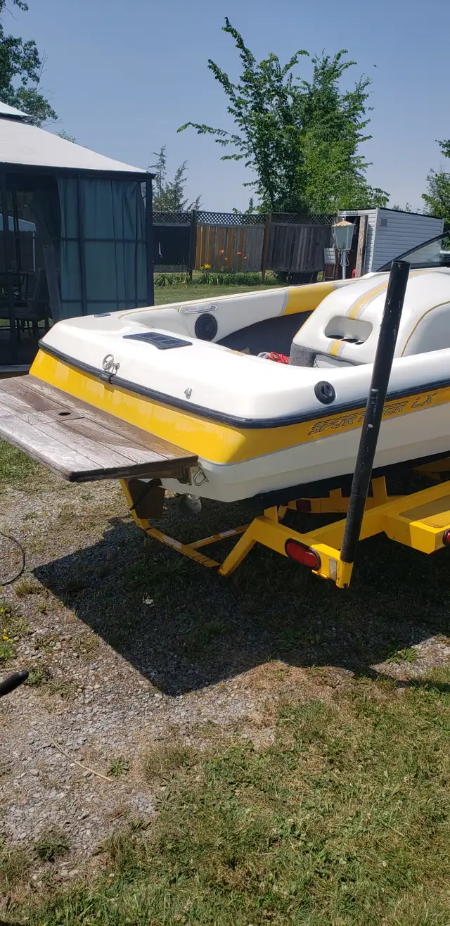 2001 Malibu Sportster LX Water Ski Boat in Powerboats & Motorboats in St. Catharines - Image 10