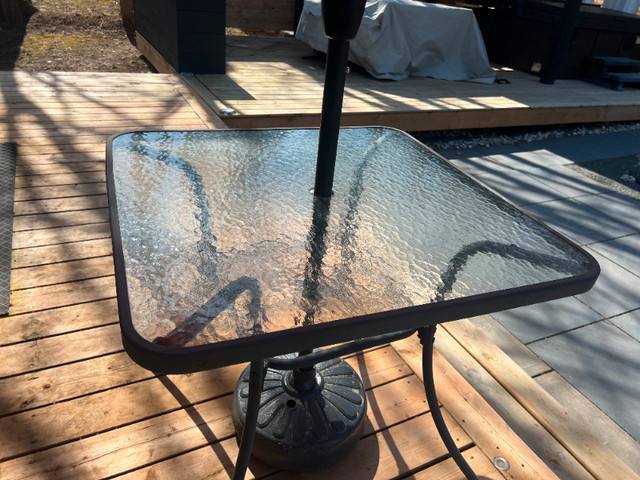 Patio table and parasol in Patio & Garden Furniture in Peterborough - Image 2