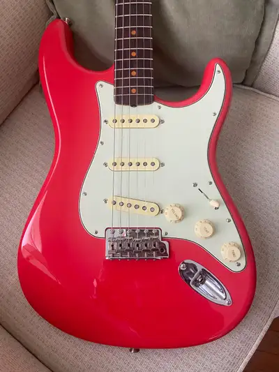 Fender American Vintage ll 1961 Stratocaster - Fiesta Red, View more