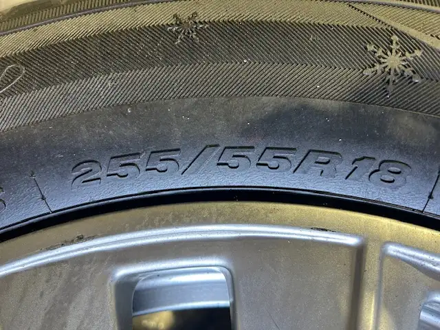 4 MAGS ORIGINALES BMW X6 2020 - 18 P +AVEC PNEUS HIVER 255/55/18 in Tires & Rims in Laval / North Shore - Image 3