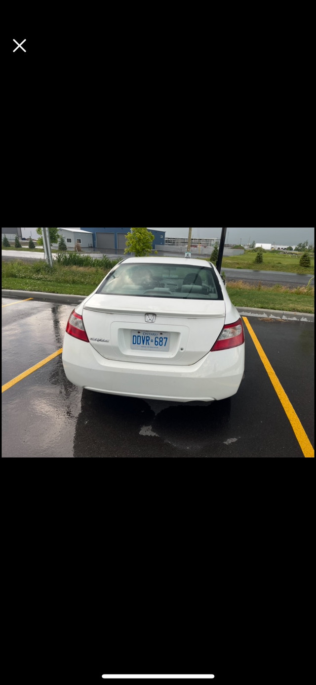 2009 Honda Civic 2 door DXG coupe in Cars & Trucks in Ottawa - Image 3