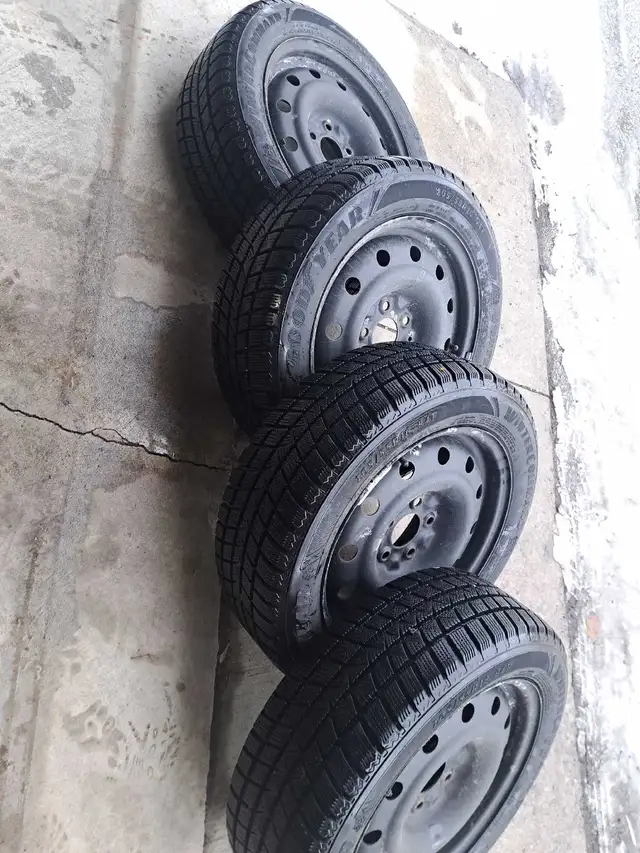 205/55R 16 Goodyear Winter tires on steel rims - Mazda 3 in Tires & Rims in City of Toronto - Image 4