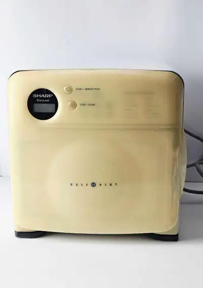 Shape  Carousel Half Pint Microwave Model- R-120D.- Vintage, View more