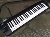 eMedia Miditech MIDI keyboard