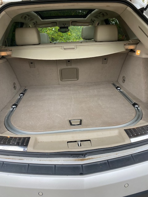 2010 SRX Cadillac593713726772357128