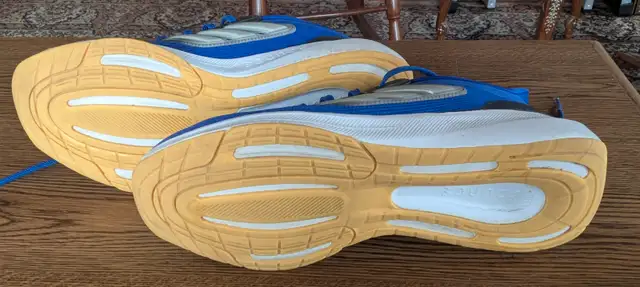 Adidas Running Shoes62863738635137123