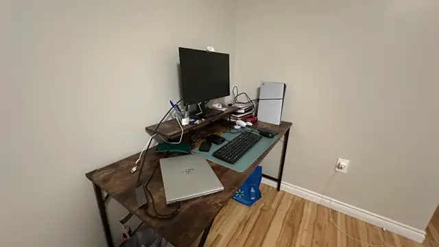 Modern Desk + Ergonomic Gaming Chair – Great Condition in Desks in Bedford - Image 7