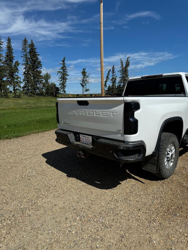 2021 Silverado 2500HD in Cars & Trucks in Edmonton - Image 3