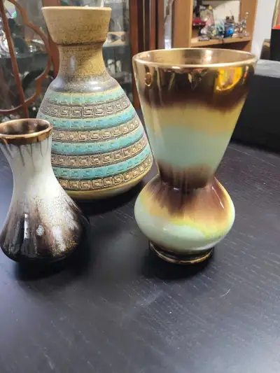 All in excellent condition. $50 for all.$10 each for the smaller ones and $40 for the larger one. Sc...