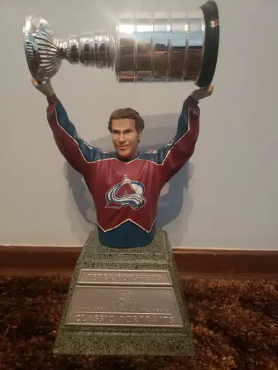 HOCKEY ITEMS / HOCKEY BOOKS , View more