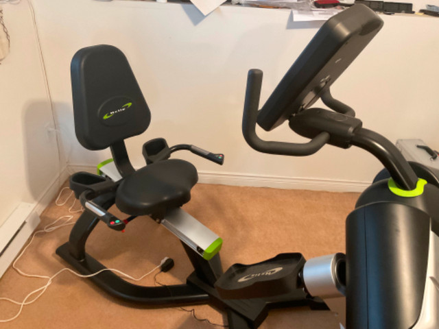 HELIX LATERAL TRAINER - RECUMBENT HR1000$2,499.00 in Exercise Equipment in Cole Harbour - Image 2