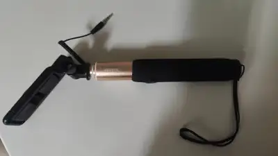 Selfie stick Remax - high quality, convenient and compact, View more