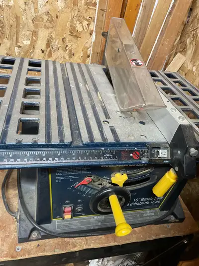 Mastercraft 10-inch Bench Saw, View more
