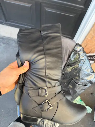 size 8 women’s boots  new , View more