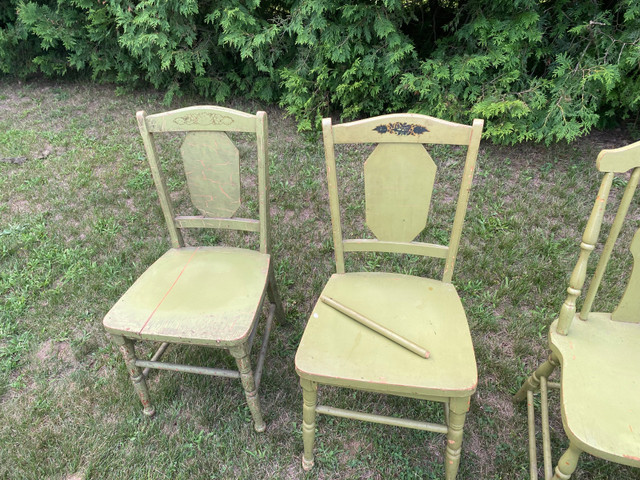 4 Old Wooden Kitchen Chairs/Green in Dining Tables & Sets in Norfolk County - Image 3
