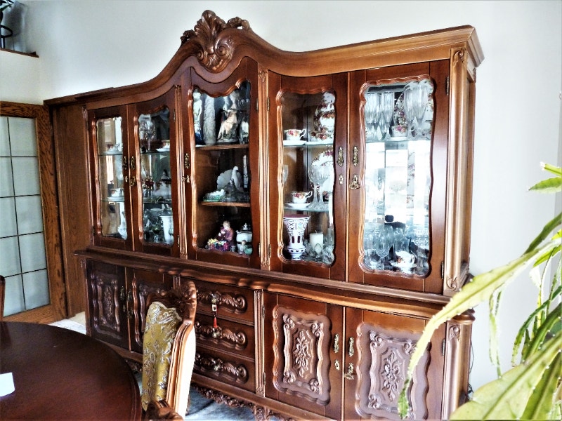 Massive Carved China and Hutch, 5 glass doors 2 side win Hutches & Display
