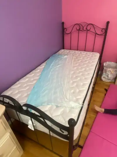 lit simple sans matelas, View more