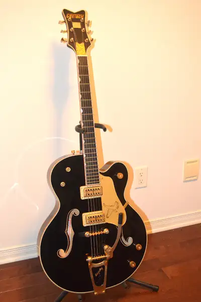 Gretsch G6136TBK 2013 Black Falcon etat neuf avec certificatVi, View more