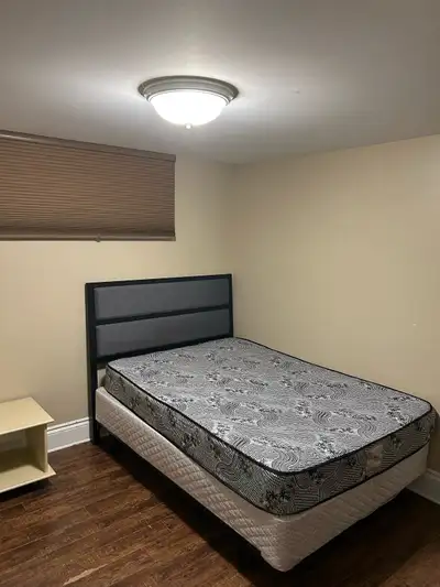 Room for rent available immediately