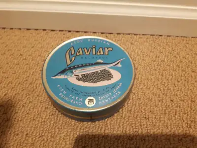 1960s Soviet Russian CAVIAR Mallosol Vintage Tin Box in great condition. 5" diameter x 1.5" Height....