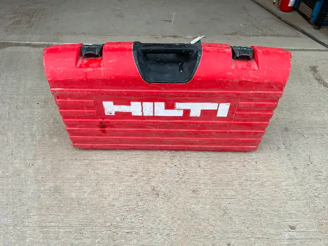 HILTI TE 1500 Demolition Hammer / Breaker in Power Tools in Edmonton - Image 6